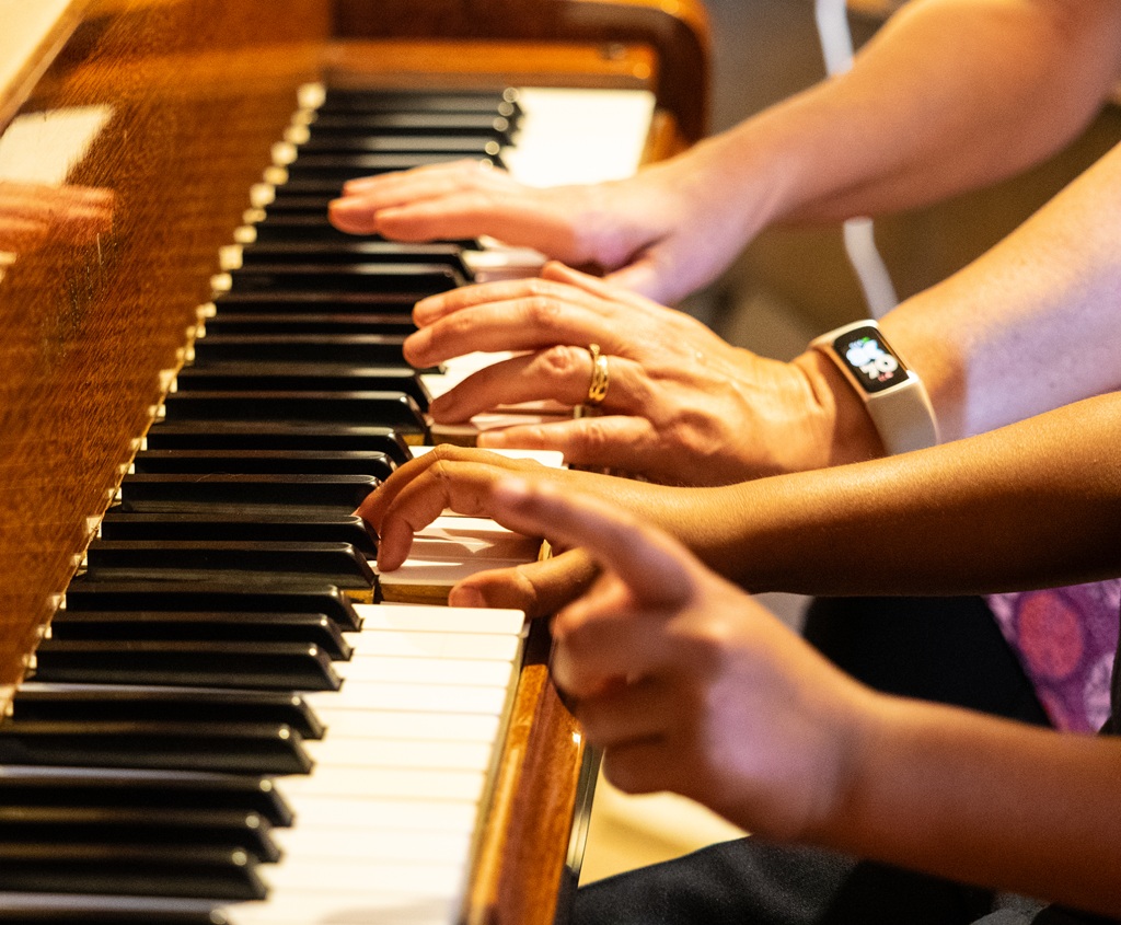 Piano lessons at Hindhead Music Centre